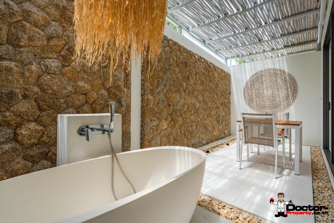 New Luxury Balinese Style Modern 3 Bedroom Pool Villa – Mea Nam, Koh Samui – For Sale